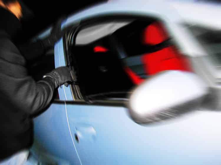 avoid car theft by increasnig your car security